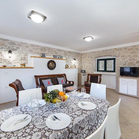 Ana Apartments Blace Εξωτερικό φωτογραφία