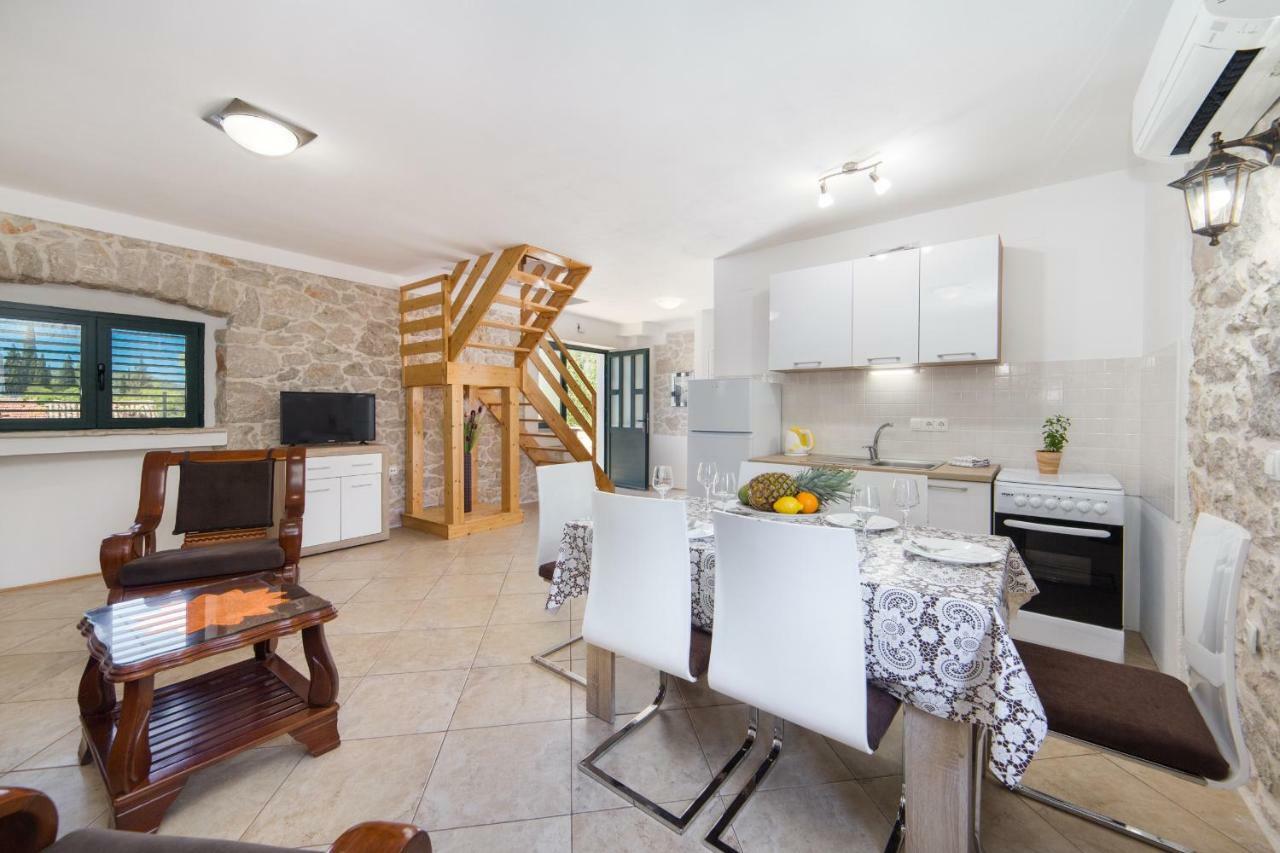 Ana Apartments Blace Εξωτερικό φωτογραφία