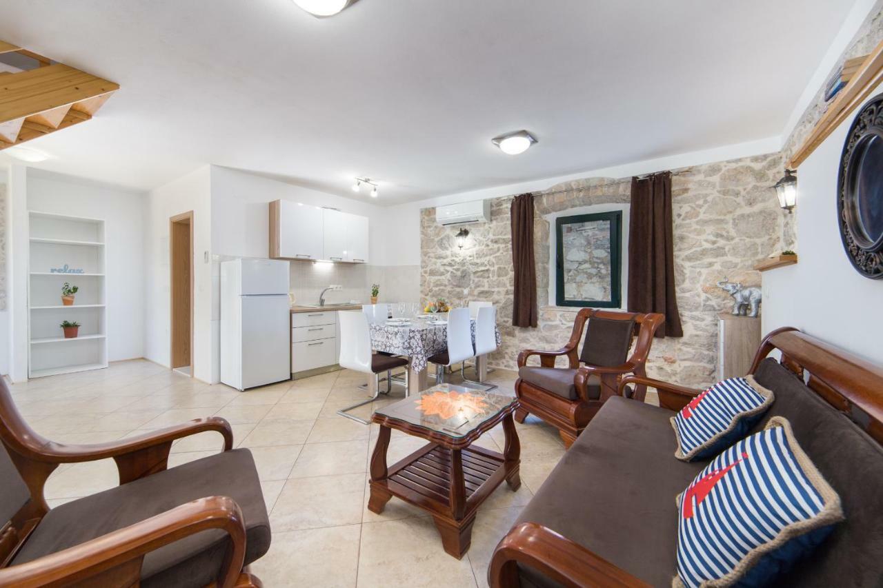 Ana Apartments Blace Εξωτερικό φωτογραφία