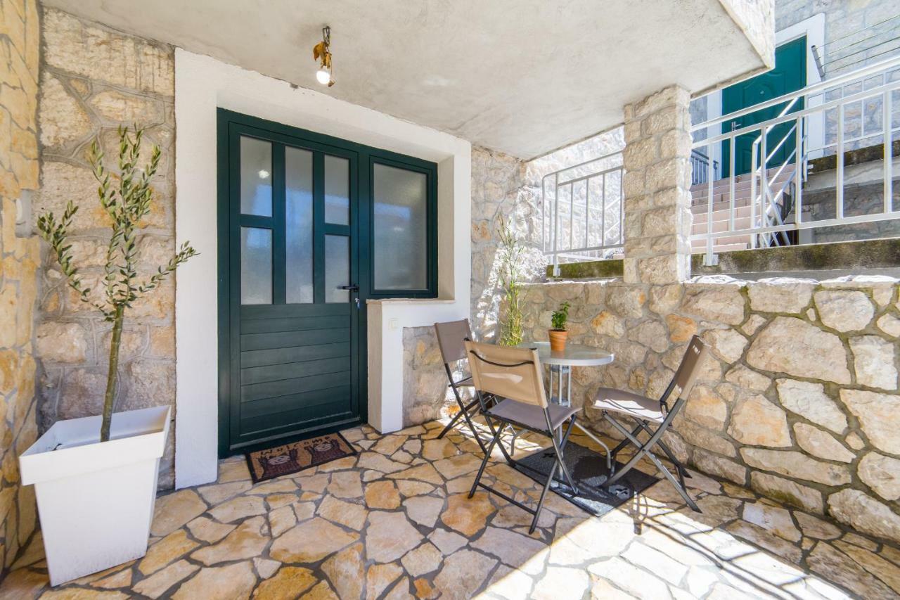 Ana Apartments Blace Εξωτερικό φωτογραφία