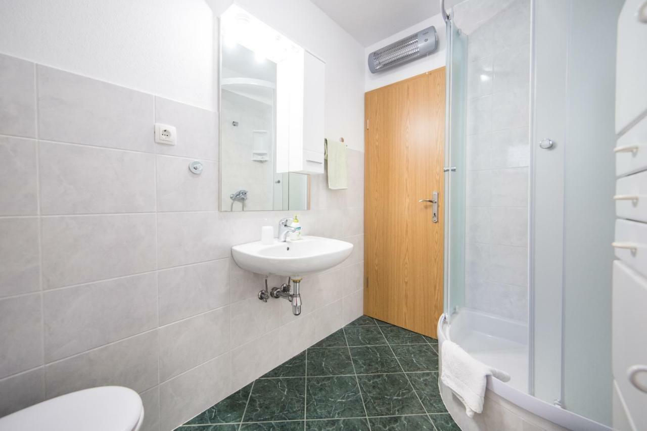 Ana Apartments Blace Εξωτερικό φωτογραφία