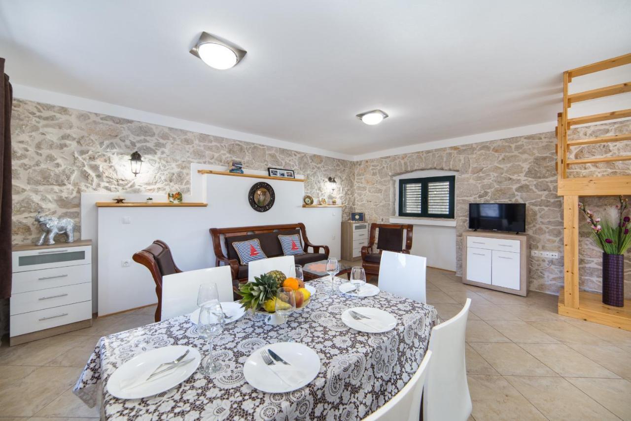 Ana Apartments Blace Εξωτερικό φωτογραφία